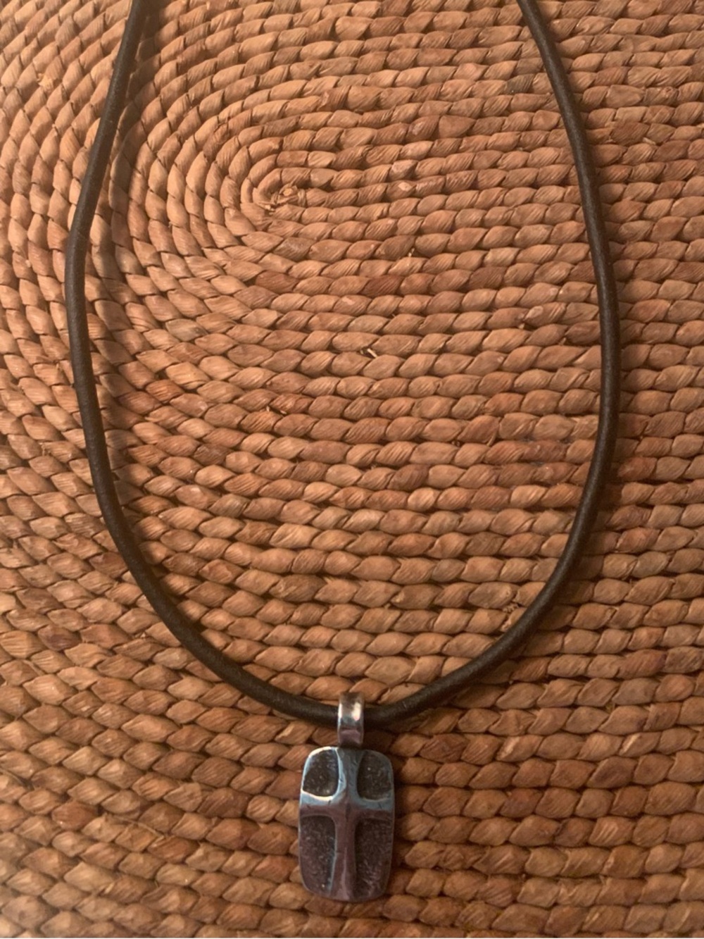 James Avery Retired 925 Sculpted Medallion Cross Black leather Cord Necklace
